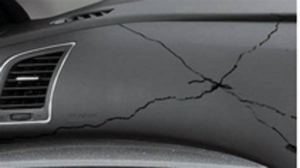 Cara Hemat Mengatasi Retak Dashboard Mobil