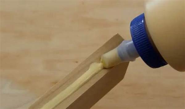 Lem Aman Tanpa Bahan Kimia